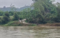 Tuyên Quang: Tìm thấy thi thể người mẹ trong vụ lật đò trên sông Gâm