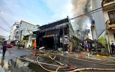 Cận cảnh hiện trường vụ cháy lớn tại quán New Poc Poc Beer ở TP Huế