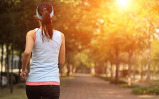 Chạy bộ vào buổi sáng khi bụng đói có tốt cho việc giảm cân? Nhiều người đã lầm, đây mới là sự thật