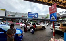 Tân Sơn Nhất thiếu 1.000 xe dịp 30/4, tính chuyện xả trạm thu phí nếu ùn tắc
