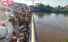 Hải Dương: Người đàn ông huyện Ninh Giang đi xe máy lên cầu Ràm bất ngờ nhảy xuống sông Cửu An