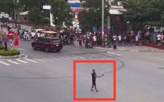 Thanh Hoá: Cảnh sát vây bắt kẻ nghi ngáo đá gây náo loạn đường phố