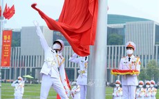 Lễ thượng cờ mừng Quốc khánh ở Lăng Chủ tịch Hồ Chí Minh
