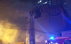 Hình ảnh cháy khủng khiếp trong quán karaoke khiến 12 người tử vong thương tâm