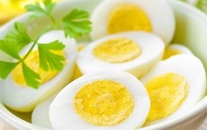 Thói quen sai lầm khi ăn trứng gây hại nghiêm trọng
