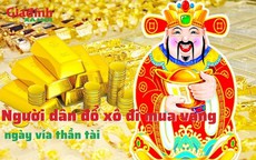 Người dân đổ xô đi mua vàng ngày vía thần tài