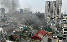 Cháy nhà cao tầng tại Hà Nội vì đun nước sôi