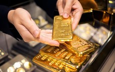 Giá vàng hôm nay 2/10: Vàng SJC giảm sâu nhưng vẫn cao hơn thế giới tới 14 triệu/lượng