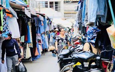Du lịch Sài Gòn khám phá những khu chợ đồ si hot nhất