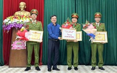 Phá nhiều vụ trộm cắp xe máy, Công an huyện Ninh Giang được Chủ tịch huyện khen thưởng 