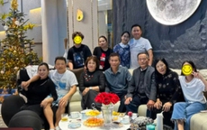 Shark Bình khoe ảnh gia đình, hé lộ thêm không gian bên trong biệt thự được Phương Oanh chăm chút trang hoàng