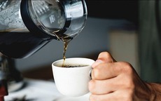 Uống cà phê đúng cách giúp giảm cân, ngừa lão hóa