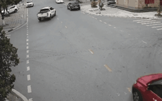 VIDEO: Những khoảnh khắc thót tim khi tham gia giao thông của các tài xế