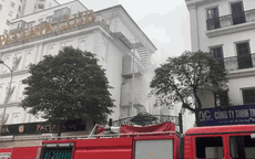 Video: Cháy lớn tại quán karaoke ở Hà Nội
