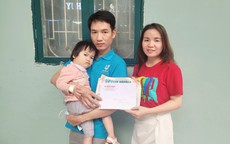 Gần 20 triệu đồng đến với cô bé dân tộc Thái bị u bạch huyết