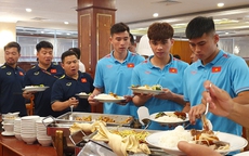 Tò mò bữa ăn miễn phí của U22 Việt Nam tại SEA Games 32 có gì?