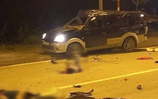 3 người đàn ông văng ra khỏi xe ôtô trong vụ tai nạn kinh hoàng