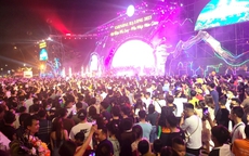 Biển người chen chân theo dõi khai mạc Lễ hội Carnaval Hạ Long 2023