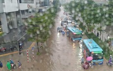 Thời tiết hôm nay 25/6: Trọng tâm mưa ở Bắc Bộ trong đó có Hà Nội, các khu vực có bị ngập lụt, sạt lở đất?