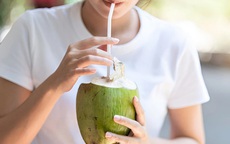 5 thời điểm nên uống nước dừa sẽ lợi hơn uống thuốc bổ