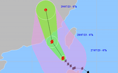 Tin bão mới nhất, bão Doksuri đi vào Biển Đông gió giật cấp 17, sóng biển cao 10m