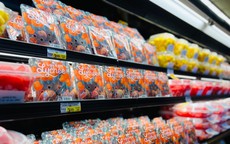 Vải thiều Bắc Giang đổ bộ các chuỗi siêu thị tại bờ Tây nước Mỹ