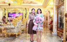 NSND Thu Quế kể tình bạn hơn 20 năm với doanh nhân Phượng Hồng Kông trong lễ sinh nhật ở Penthouse dát vàng