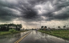 Dự báo thời tiết ngày mai 19/9: Hà Nội và nhiều tỉnh thành còn ‘hứng’ mưa rào về chiều tối?
