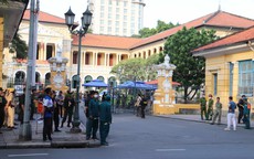Những hình ảnh đầu tiên tại phiên xử bị cáo Nguyễn Phương Hằng