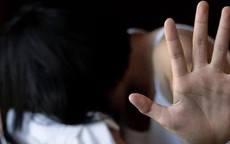 Người đàn ông khiếm thị xâm hại bé gái tại cơ sở tẩm quất người mù