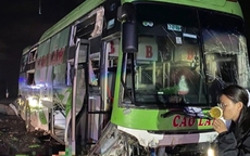 Ô tô chở 26 người gặp tai nạn trên cao tốc  Phan Thiết - Dầu Giây