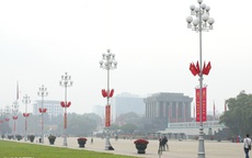 Hình ảnh đường phố Hà Nội yên bình trong ngày đầu năm mới 2024