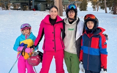 Hà Kiều Anh trượt tuyết cùng ba con ở Mỹ