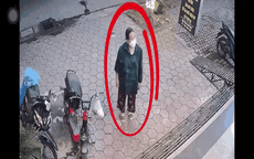 Video: Pha trộm xe đạp điện của bà cụ khiến ai xem cũng ngỡ ngàng