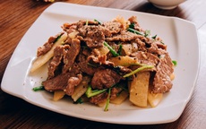 Loại củ ai cũng ăn nhưng thường chỉ ăn sống trực tiếp, đem nấu chín thành món ngon giúp tăng sinh collagen làm đẹp da, ấm bụng ngày lạnh