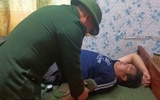 Cứu 14 ngư dân bị chìm tàu trên biển Quảng Bình