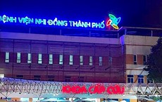 Mất bàn tay trái vì nhà hàng xóm đốt pháo