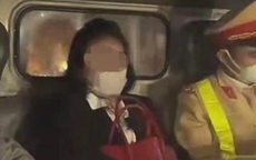 Hà Nội: Sau va chạm giao thông, phát hiện nữ tài xế 'dính cồn' kịch khung