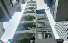 Sập mái kính nhà cao tầng khiến 4 người thương vong ở Hoàn Kiếm, Hà Nội