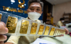 Giá vàng hôm nay 3/4: SJC tăng sốc, vàng nhẫn Bảo Tín Minh Châu, PNJ hướng kỷ lục mới