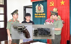 Mua súng trên mạng về bán lại kiếm lời, nam thanh niên bị khởi tố
