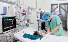 Bé 9 tuổi ở Quảng Bịnh bị viêm cơ tim tối cấp, may mắn được cứu sống