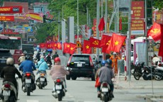 Điện Biên Phủ rực rỡ cờ hoa trước ngày diễu binh, diễu hành