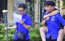 Các lực lượng tình nguyện sôi nổi hoạt động tiếp sức thí sinh thi vào lớp 10 ở Hà Nội