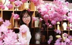 Chị đẹp Hà Thành biến nhà thành rừng hoa nhiệt đới với 1.000 bông sen Nghi Lương