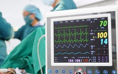 Phát hiện cành cây trong họng vì thói quen nhiều người Việt hay làm