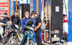 Giá xăng dầu chính thức giảm sâu, xăng E5RON92 chỉ còn 20.715 đồng/lít