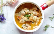 Loại gia vị được chuyên gia Mỹ đánh giá đây là 4 thức ăn bổ thận bậc nhất, bán đầy chợ Việt, chế biến thành nhiều món ngon