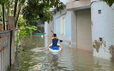 Lộ những khu ngập nặng ở Hà Nội sau bão lũ, người mua 'bỏ của chạy lấy người'