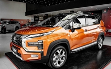 Giá lăn bánh Mitsubishi Xpander Cross mới nhất rẻ kỷ lục còn ưu đãi lớn, Suzuki XL7 không còn là đối thủ doanh số